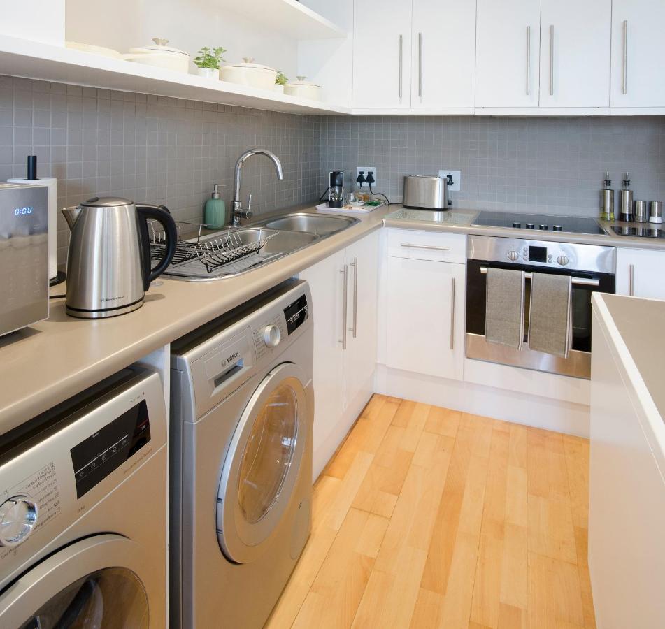 #1202 Cartwright - Bold & Stylish Apartment Cape Town